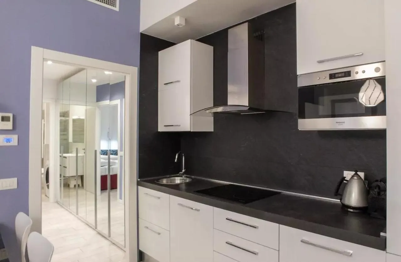 Modern Apartment In Milan